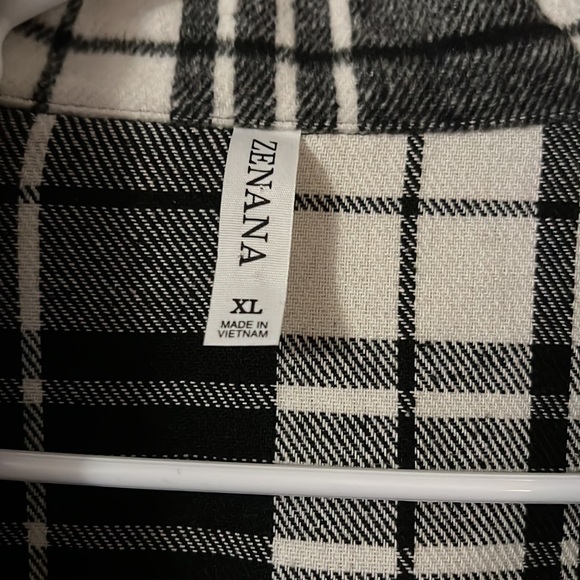 Shacket - Picture 2 of 4